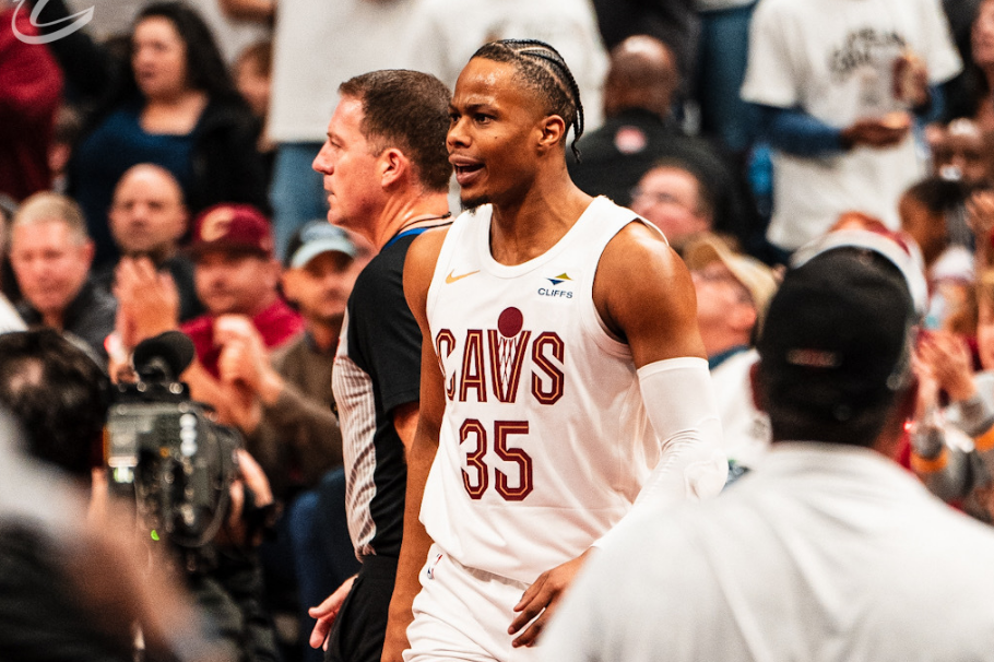 NG体育-关于Ming在瑞士队比赛中惊险取胜，精彩发挥引发热议！的信息